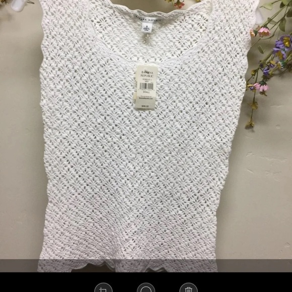 Two Banana Republic Knitted/Crochet Tops - Picture 2 of 12